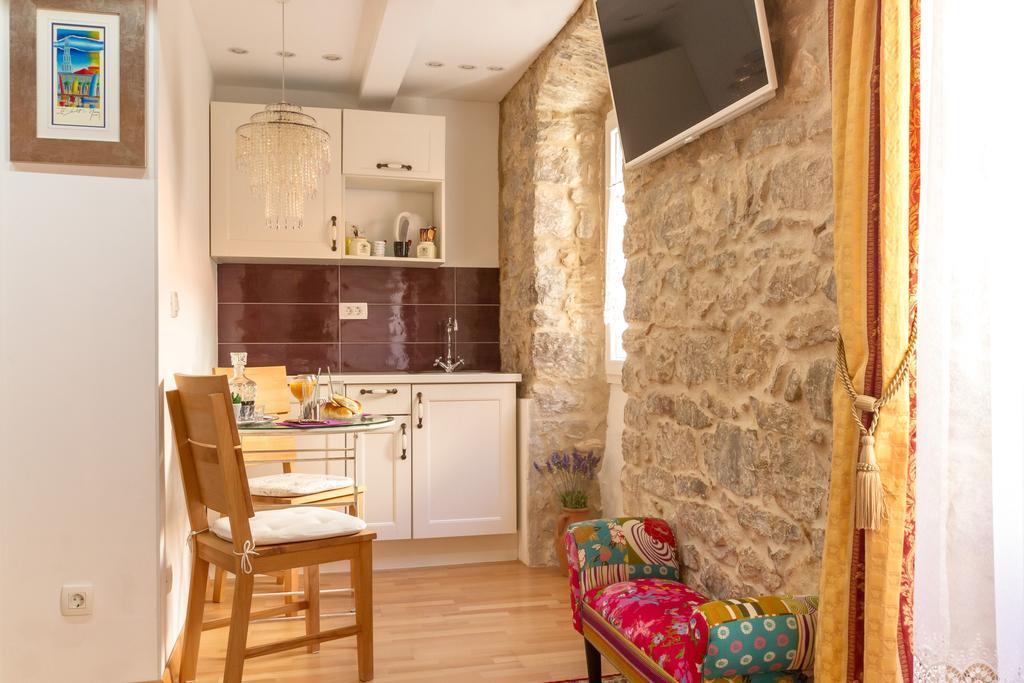 Studios Aurelia Palace Σπλιτ Δωμάτιο φωτογραφία