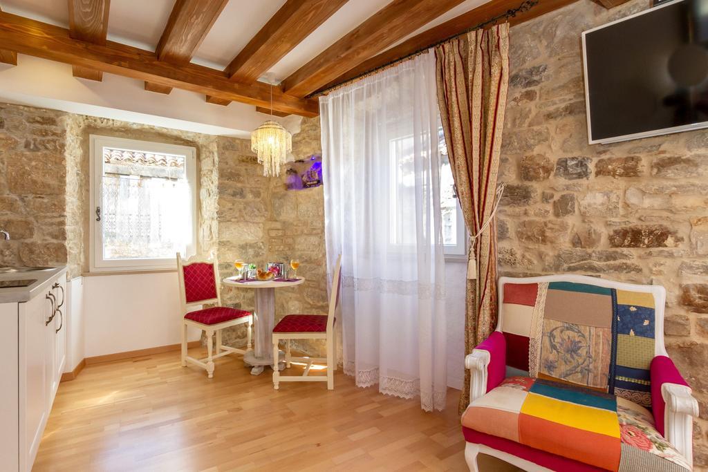 Studios Aurelia Palace Σπλιτ Δωμάτιο φωτογραφία